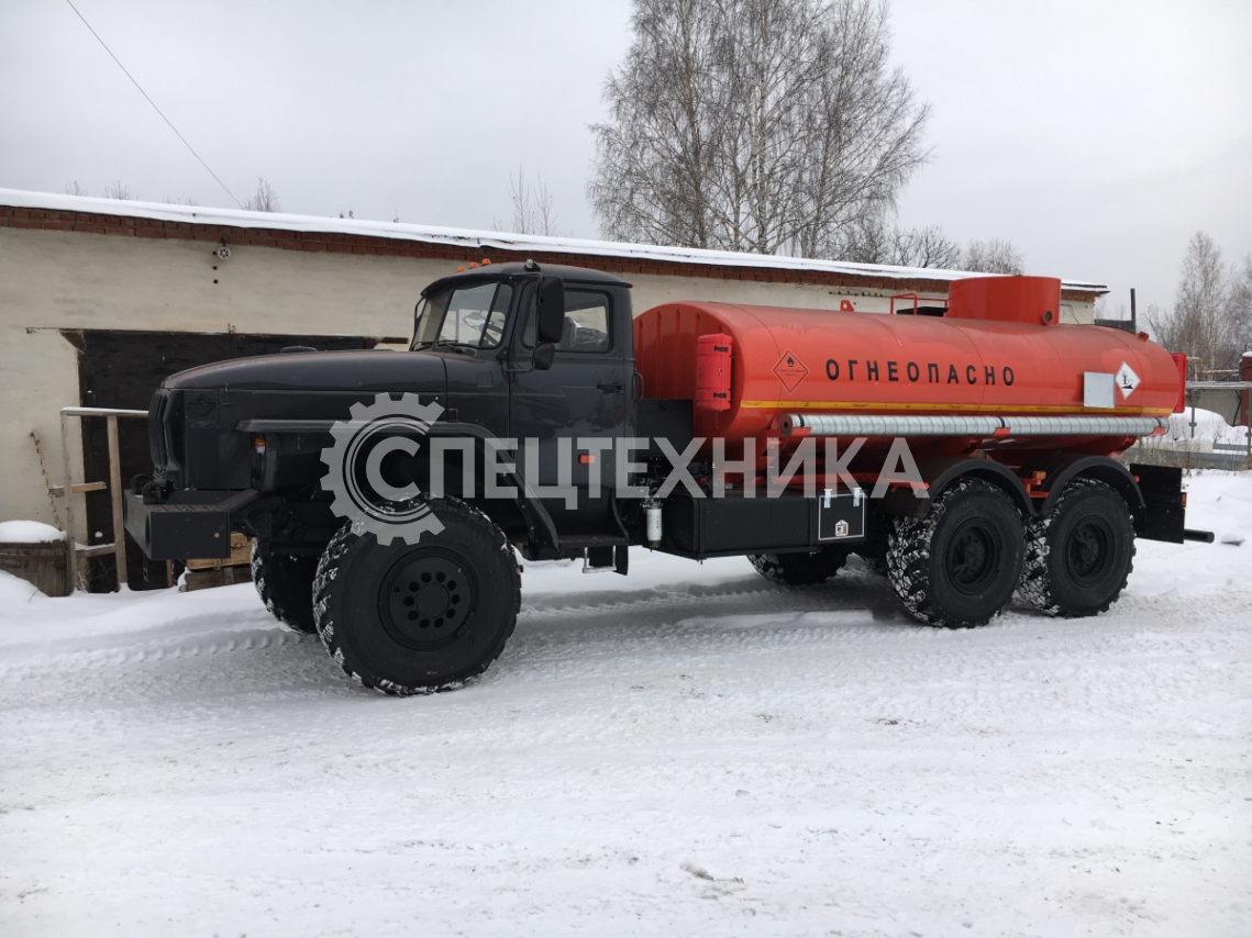 Урал 4320 Бензовоз